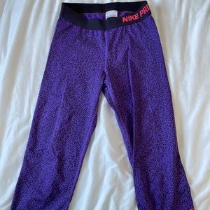 Purple leopard print capri leggings